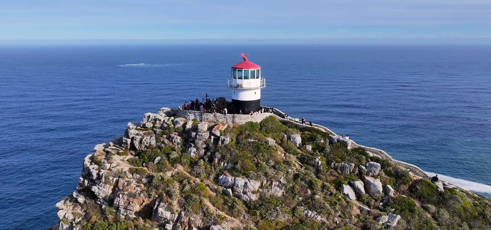 Lonely Planet Journeys | Adventurous South Africa: Timbavati Wildlife and Cape  Town Culture, image size:1920x900